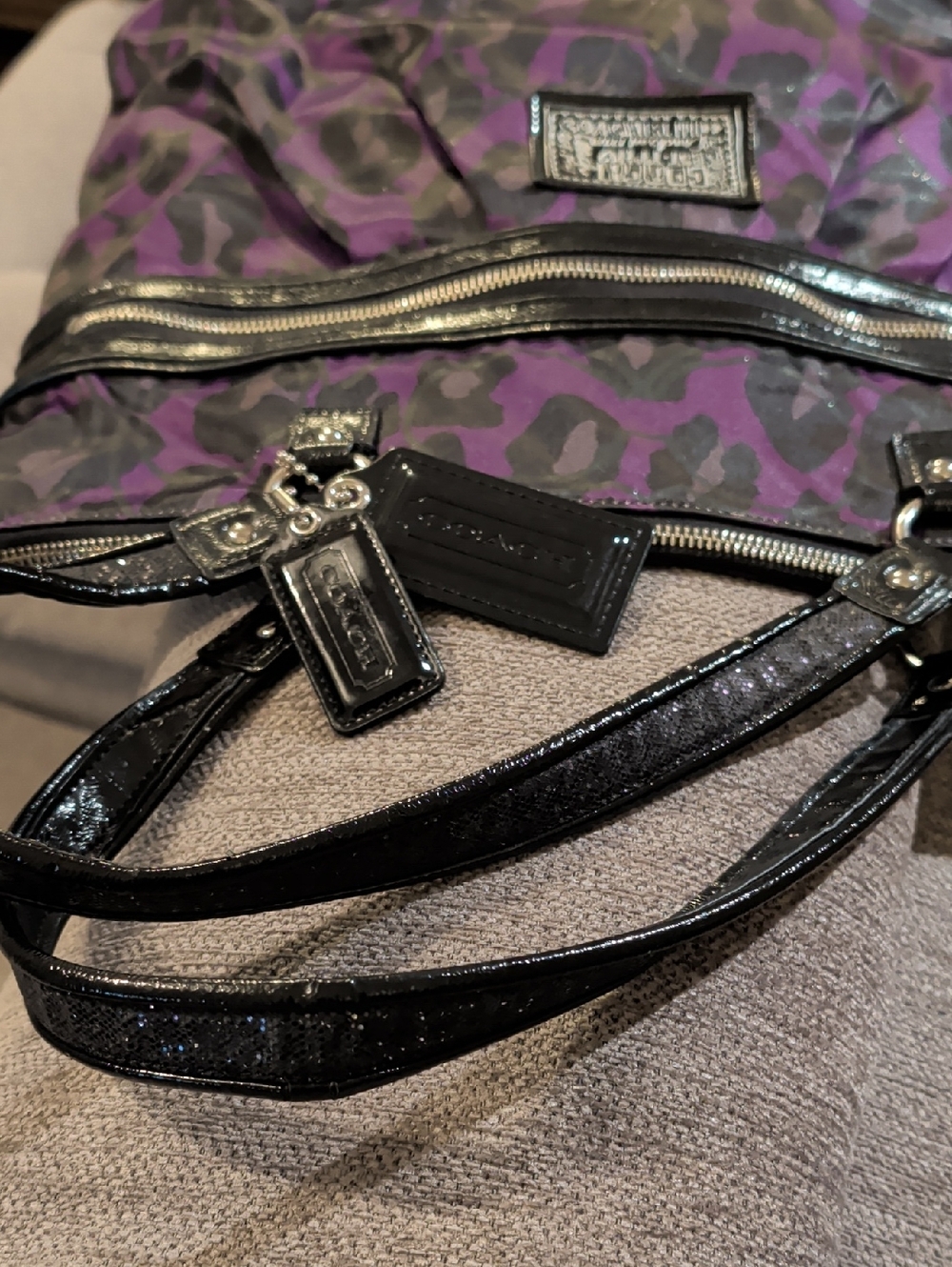 Coach Poppy Rare Ocelot Shimmer Bag - Picture 6 of 8